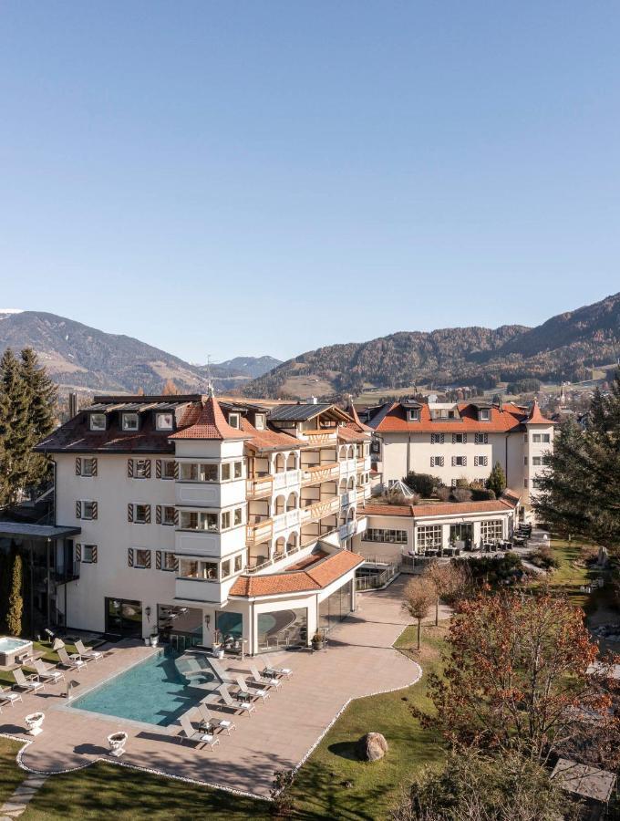Majestic - Unique Spa Resort Brunico Esterno foto